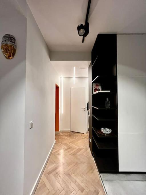 Art & Design 3 Rooms Apartment In City Center Вроцлав Экстерьер фото